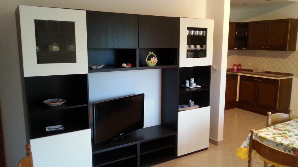 Casa Marina Apartment Linguaglossa Bagian luar foto
